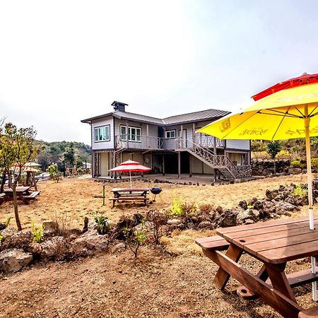 Jeju Myung House Villa Szogüpho Kültér fotó