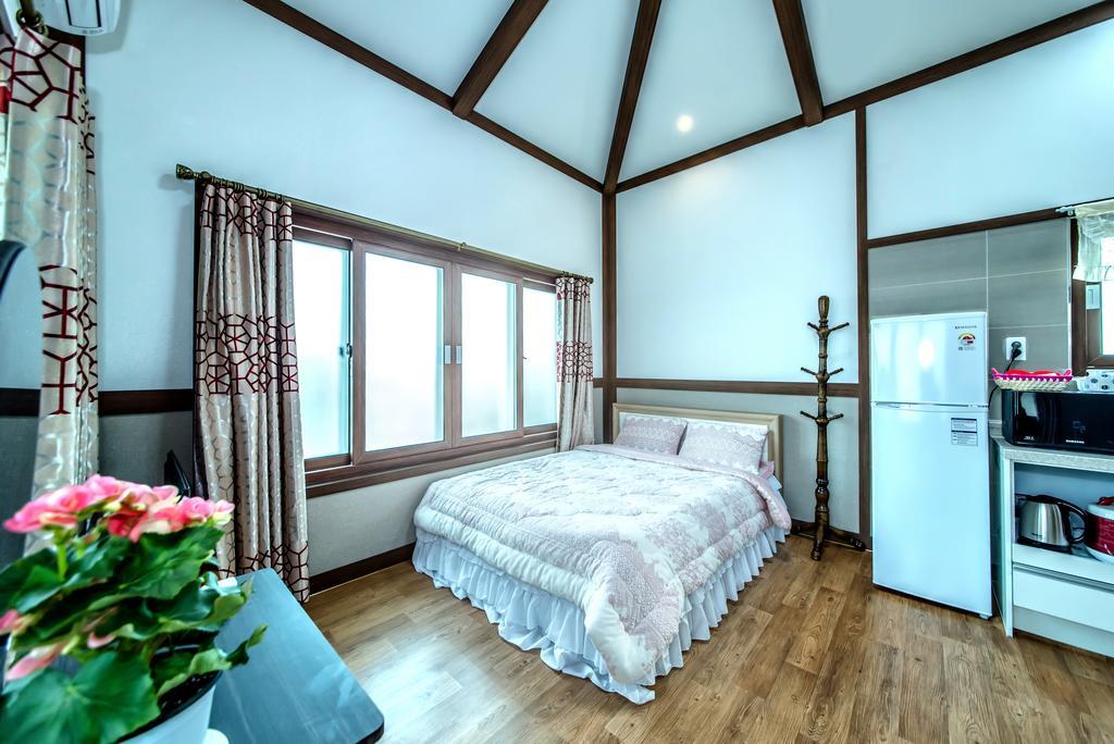 Jeju Myung House Villa Szogüpho Kültér fotó