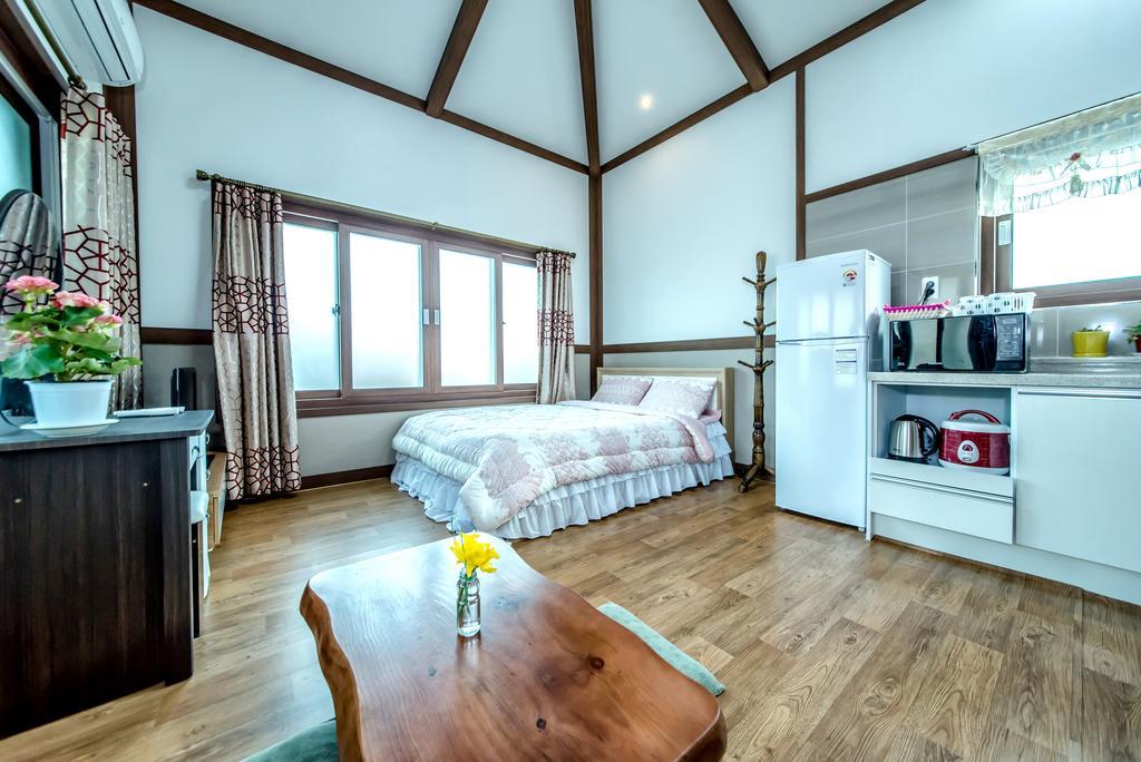 Jeju Myung House Villa Szogüpho Kültér fotó