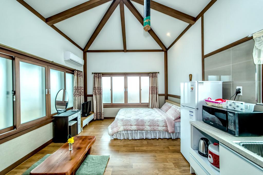 Jeju Myung House Villa Szogüpho Kültér fotó